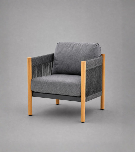 Daphne Outdoor Lounge Chair gray background